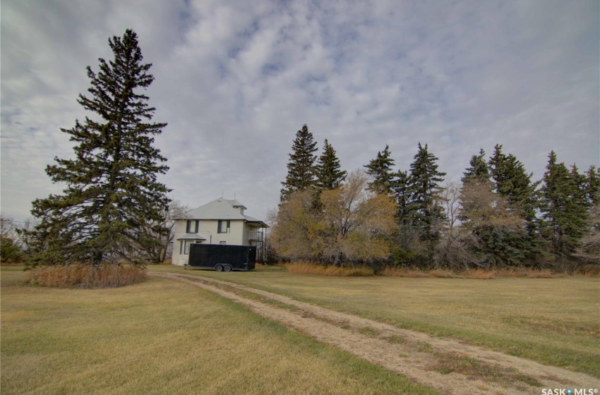 Rural Address, Fletts Springs Rm No. 429, Saskatchewan S0J 0C0, 3 Bedrooms Bedrooms, 8 Rooms Rooms,1 BathroomBathrooms,Acreage,For Sale,HWY 3/368 Junction Acreage,Rural Address,SK962288