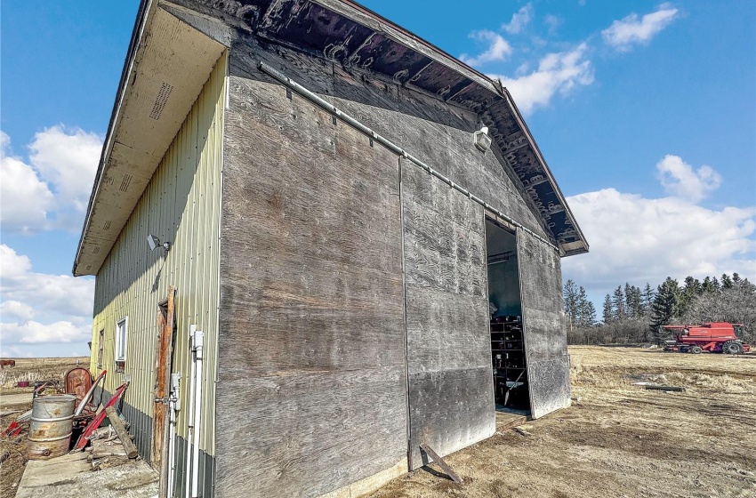 Rural Address, Grayson Rm No. 184, Saskatchewan S0A 0R0, 2 Bedrooms Bedrooms, 11 Rooms Rooms,2 BathroomsBathrooms,Acreage,For Sale,638 Acreage,Rural Address,SK965919