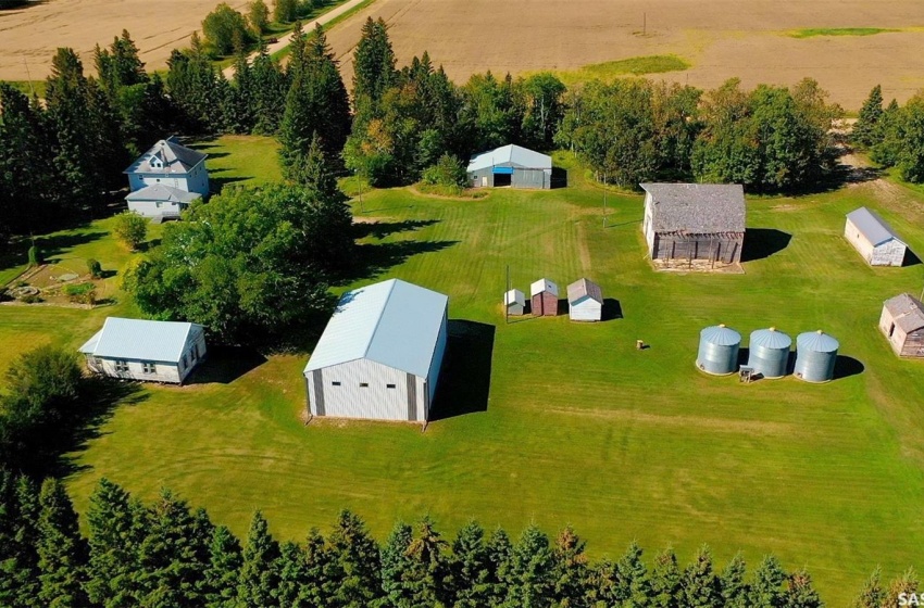 Rural Address, Hyas, Saskatchewan S0A 1K0, 4 Bedrooms Bedrooms, 19 Rooms Rooms,2 BathroomsBathrooms,Acreage,For Sale,Yagelniski Acreage RM of Clayton No. 333,Rural Address,SK966318