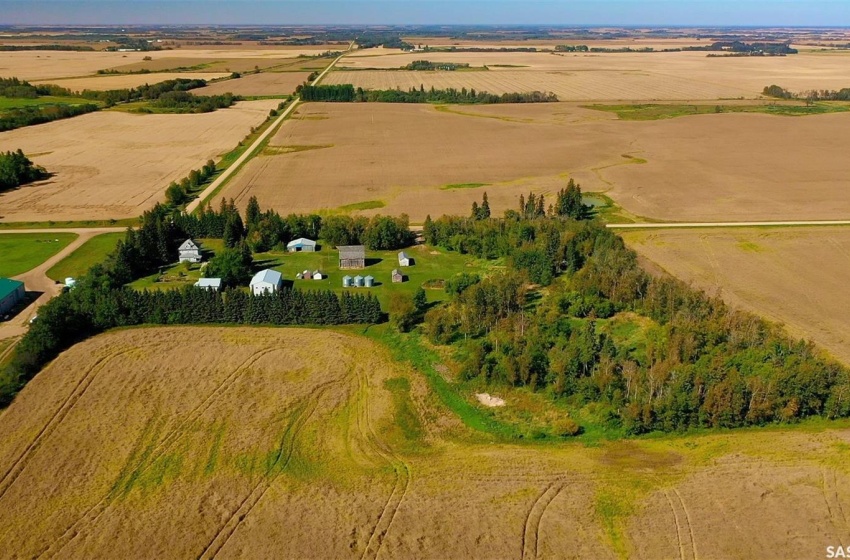 Rural Address, Hyas, Saskatchewan S0A 1K0, 4 Bedrooms Bedrooms, 19 Rooms Rooms,2 BathroomsBathrooms,Acreage,For Sale,Yagelniski Acreage RM of Clayton No. 333,Rural Address,SK966318