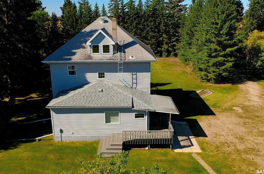 Rural Address, Hyas, Saskatchewan S0A 1K0, 4 Bedrooms Bedrooms, 19 Rooms Rooms,2 BathroomsBathrooms,Acreage,For Sale,Yagelniski Acreage RM of Clayton No. 333,Rural Address,SK966318