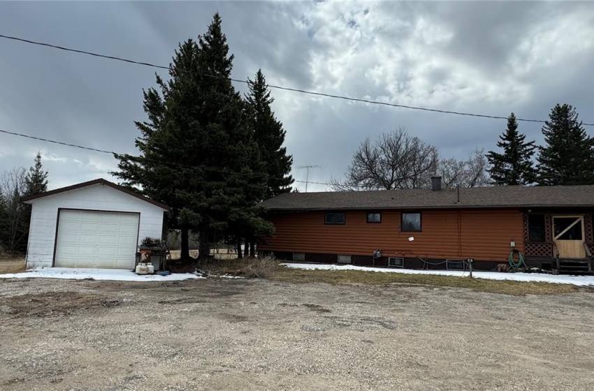 Rural Address, Hudson Bay Rm No. 394, Saskatchewan S0E 0Y0, 5 Bedrooms Bedrooms, 12 Rooms Rooms,2 BathroomsBathrooms,Acreage,For Sale,2.52 Acres North,Rural Address,SK966323