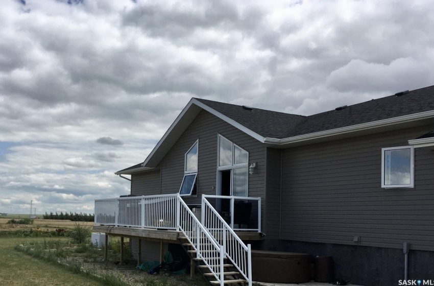 Rural Address, Swift Current Rm No. 137, Saskatchewan S9H 3X5, 4 Bedrooms Bedrooms, 16 Rooms Rooms,4 BathroomsBathrooms,Acreage,For Sale,121 Westview Place,Rural Address,SK966734