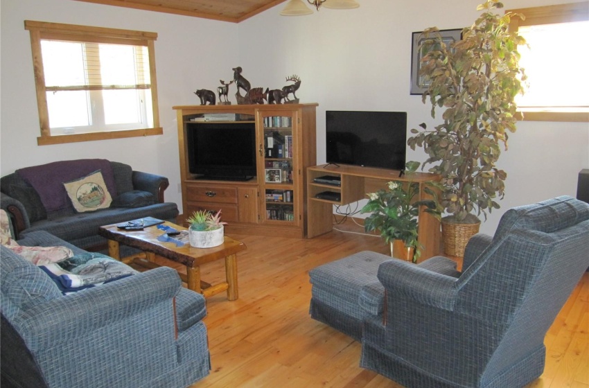 Rural Address, Turtle Lake, Saskatchewan S0M 1J0, 4 Bedrooms Bedrooms, 16 Rooms Rooms,3 BathroomsBathrooms,Acreage,For Sale,Green Acres Acreage,Rural Address,SK967897