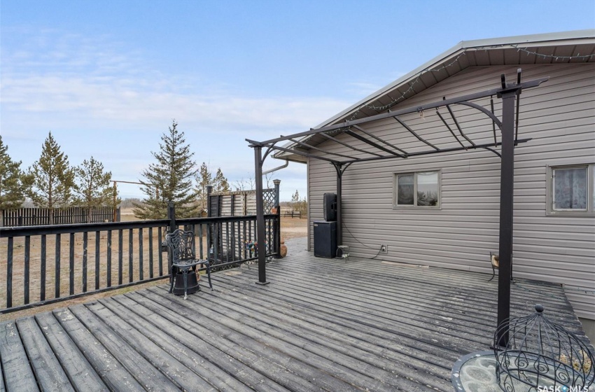 Rural Address, Montrose Rm No. 315, Saskatchewan S0L 0P0, 3 Bedrooms Bedrooms, 10 Rooms Rooms,2 BathroomsBathrooms,Acreage,For Sale,LR Acreage,Rural Address,SK988480