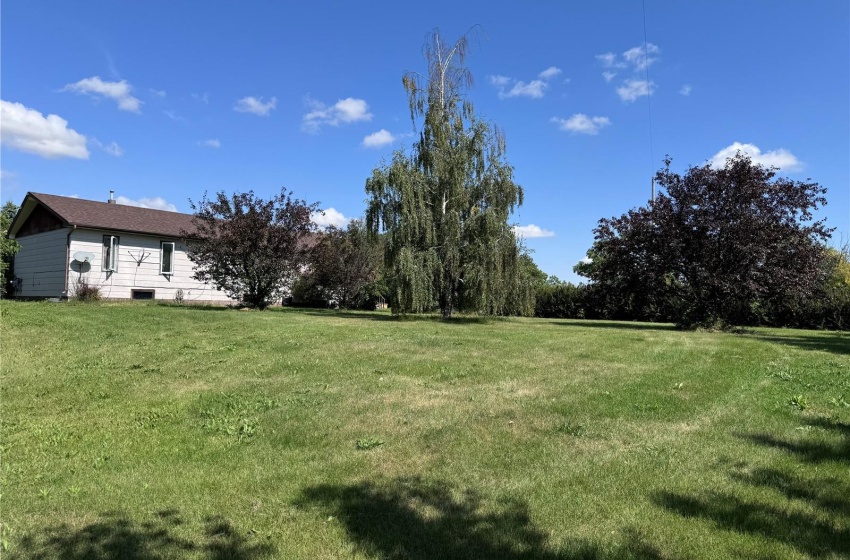 Rural Address, Leroy Rm No. 339, Saskatchewan S0K 2P0, 3 Bedrooms Bedrooms, 14 Rooms Rooms,3 BathroomsBathrooms,Acreage,For Sale,Neufeld Acreage,Rural Address,SK988661