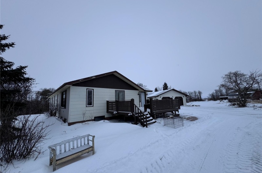 Rural Address, Leroy Rm No. 339, Saskatchewan S0K 2P0, 3 Bedrooms Bedrooms, 14 Rooms Rooms,3 BathroomsBathrooms,Acreage,For Sale,Neufeld Acreage,Rural Address,SK988661