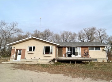 Rural Address, Buffalo Rm No. 409, Saskatchewan S0K 4W0, 5 Bedrooms Bedrooms, 15 Rooms Rooms,2 BathroomsBathrooms,Acreage,For Sale,Phippen Acreage,Rural Address,SK988826