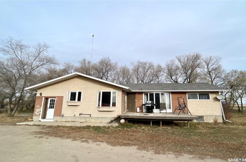 Rural Address, Buffalo Rm No. 409, Saskatchewan S0K 4W0, 5 Bedrooms Bedrooms, 15 Rooms Rooms,2 BathroomsBathrooms,Acreage,For Sale,Phippen Acreage,Rural Address,SK988826