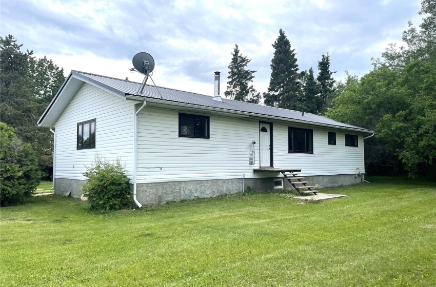 Rural Address, Meadow Lake Rm No.588, Saskatchewan S9X 1Y5, 4 Bedrooms Bedrooms, 13 Rooms Rooms,2 BathroomsBathrooms,Acreage,For Sale,10 acres SE of Meadow Lake,Rural Address,SK988951