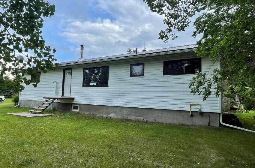 Rural Address, Meadow Lake Rm No.588, Saskatchewan S9X 1Y5, 4 Bedrooms Bedrooms, 13 Rooms Rooms,2 BathroomsBathrooms,Acreage,For Sale,10 acres SE of Meadow Lake,Rural Address,SK988951