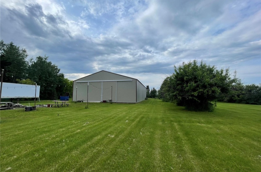 Rural Address, Meadow Lake Rm No.588, Saskatchewan S9X 1Y5, 4 Bedrooms Bedrooms, 13 Rooms Rooms,2 BathroomsBathrooms,Acreage,For Sale,10 acres SE of Meadow Lake,Rural Address,SK988951