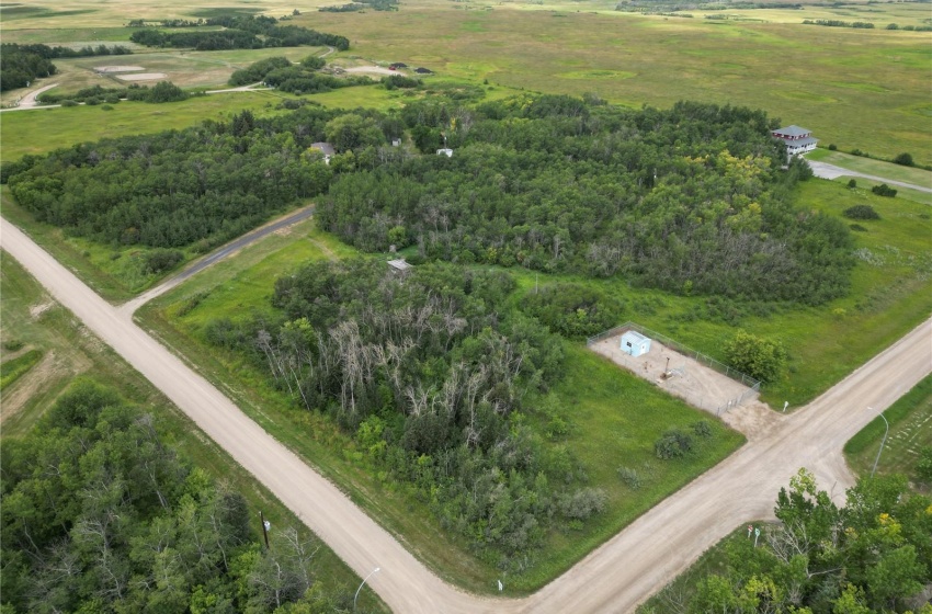 110 Ebenal WAY, Mclean, Saskatchewan S0G 3E0, 3 Bedrooms Bedrooms, 10 Rooms Rooms,2 BathroomsBathrooms,Acreage,For Sale,Ebenal,SK990222