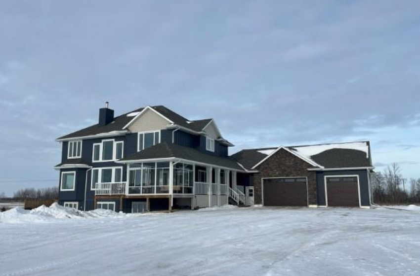 Rural Address, Corman Park Rm No. 344, Saskatchewan S7K 3J5, 6 Bedrooms Bedrooms, 20 Rooms Rooms,4 BathroomsBathrooms,Acreage,For Sale,Neudorf Acreage,Rural Address,SK990248