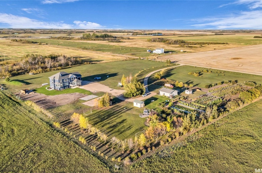 Rural Address, Corman Park Rm No. 344, Saskatchewan S7K 3J5, 6 Bedrooms Bedrooms, 20 Rooms Rooms,4 BathroomsBathrooms,Acreage,For Sale,Neudorf Acreage,Rural Address,SK990248