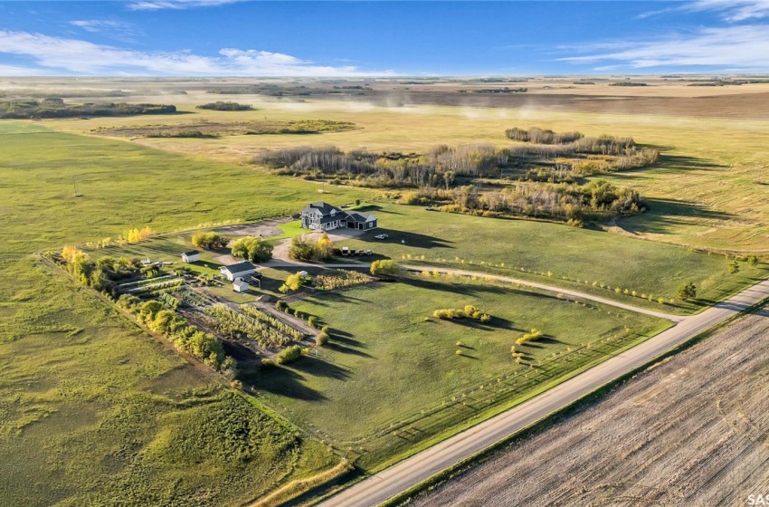 Rural Address, Corman Park Rm No. 344, Saskatchewan S7K 3J5, 6 Bedrooms Bedrooms, 20 Rooms Rooms,4 BathroomsBathrooms,Acreage,For Sale,Neudorf Acreage,Rural Address,SK990248