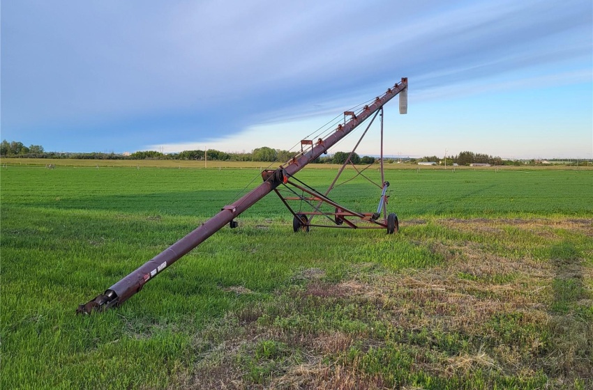 Rural Address, Battle River Rm No. 438, Saskatchewan S0M 0E0, 7 Bedrooms Bedrooms, ,2 BathroomsBathrooms,Farm,For Sale,Battleford 699 acres Turnkey Irrigated Farm,Rural Address,SK976281