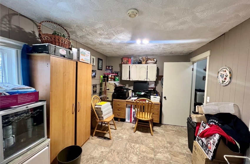 Rural Address, Lawtonia Rm No. 135, Saskatchewan S0H 2B0, 4 Bedrooms Bedrooms, 11 Rooms Rooms,2 BathroomsBathrooms,Acreage,For Sale,Hodgeville Acreage,Rural Address,SK969716