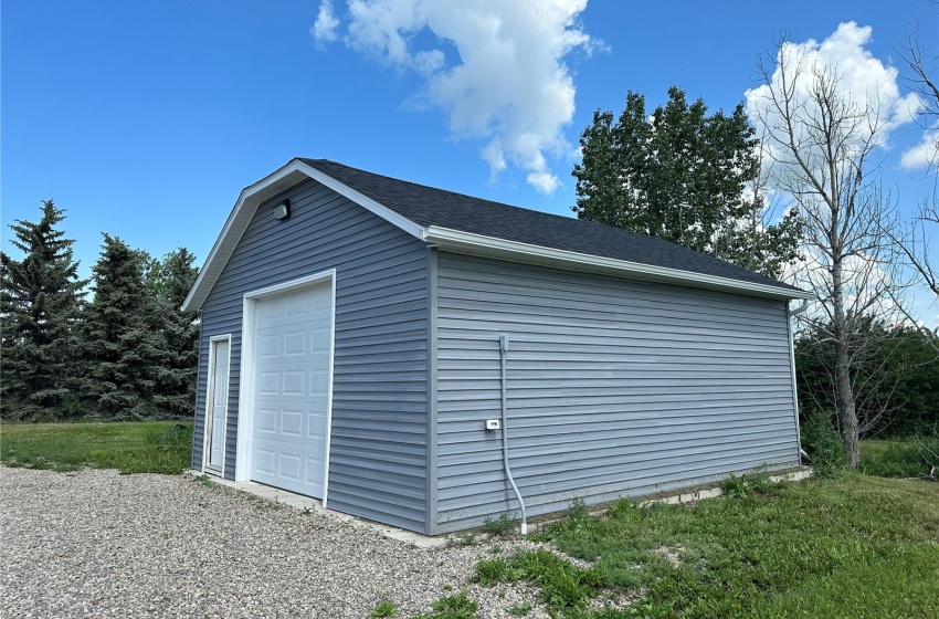 Rural Address, Kindersley Rm No. 290, Saskatchewan S0L 1S0, 4 Bedrooms Bedrooms, 20 Rooms Rooms,3 BathroomsBathrooms,Acreage,For Sale,Boyd Acreage SW 4-28-24 W3rd,Rural Address,SK969886