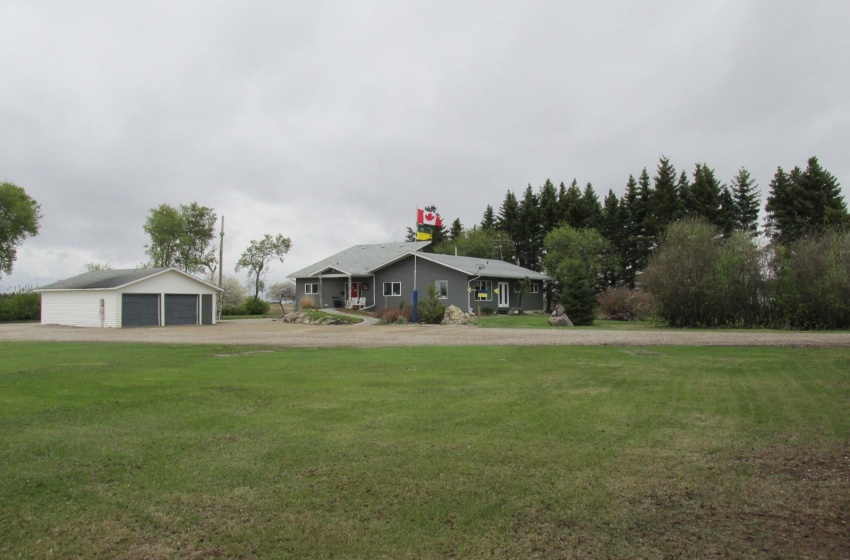 Rural Address, Nipawin Rm No. 487, Saskatchewan S0E 0P0, 4 Bedrooms Bedrooms, 17 Rooms Rooms,3 BathroomsBathrooms,Acreage,For Sale,Rudy Acreage,Rural Address,SK970089