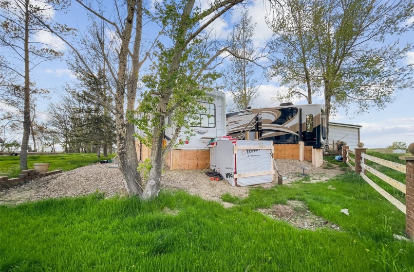 Rural Address, Swift Current Rm No. 137, Saskatchewan S9H 0A0, 5 Bedrooms Bedrooms, 16 Rooms Rooms,4 BathroomsBathrooms,Acreage,For Sale,Bregenser Acreage,Rural Address,SK970129