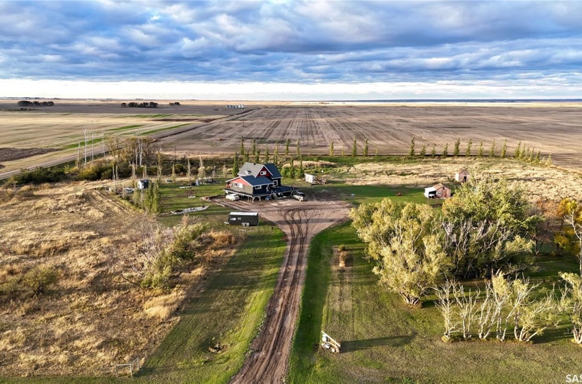 Rural Address, Loreburn Rm No. 254, Saskatchewan S0H 3Z0, 6 Bedrooms Bedrooms, 19 Rooms Rooms,3 BathroomsBathrooms,Acreage,For Sale,Lemcke Acreage,Rural Address,SK992260