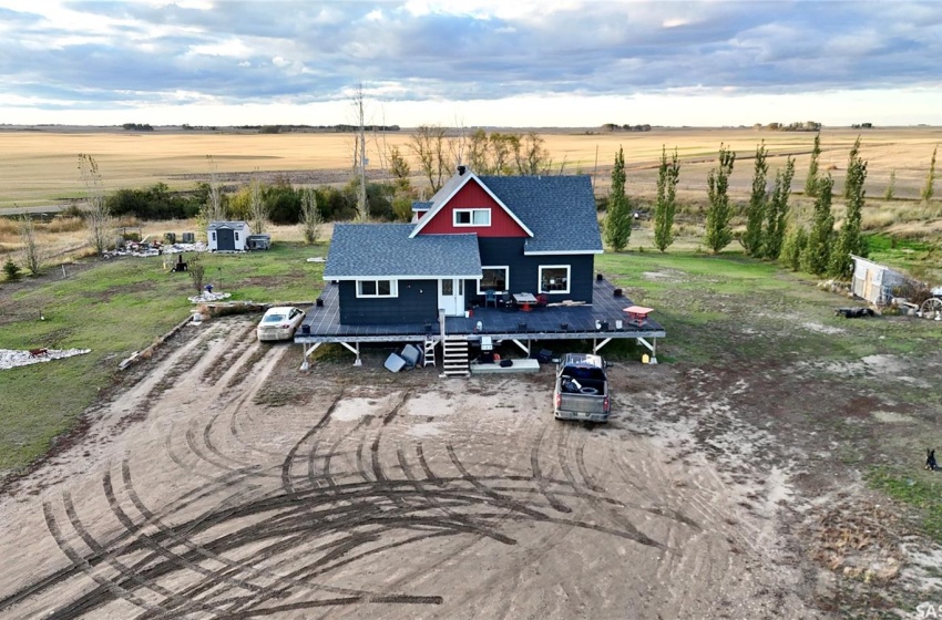 Rural Address, Loreburn Rm No. 254, Saskatchewan S0H 3Z0, 6 Bedrooms Bedrooms, 19 Rooms Rooms,3 BathroomsBathrooms,Acreage,For Sale,Lemcke Acreage,Rural Address,SK992260