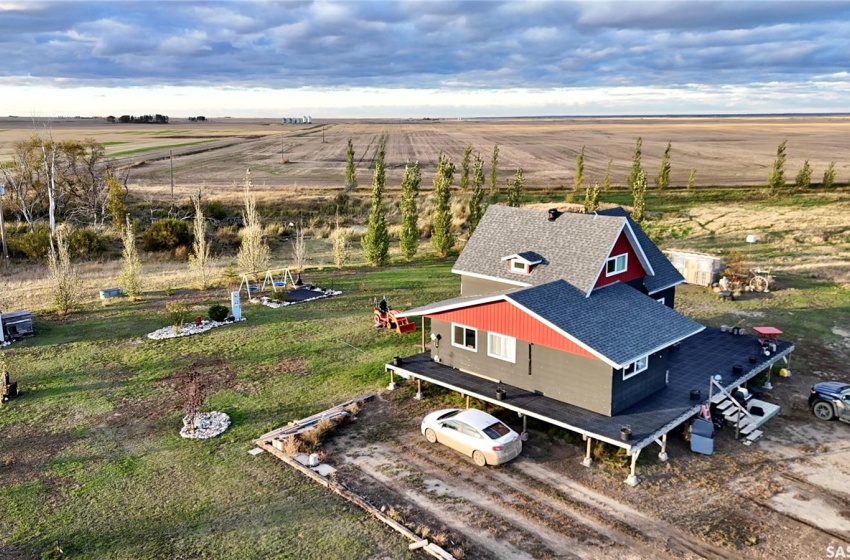 Rural Address, Loreburn Rm No. 254, Saskatchewan S0H 3Z0, 6 Bedrooms Bedrooms, 19 Rooms Rooms,3 BathroomsBathrooms,Acreage,For Sale,Lemcke Acreage,Rural Address,SK992260