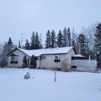 Rural Address, Ponass Lake Rm No. 367, Saskatchewan S0E 1M0, 3 Bedrooms Bedrooms, 11 Rooms Rooms,2 BathroomsBathrooms,Acreage,For Sale,Paulson Acreage,Rural Address,SK992262