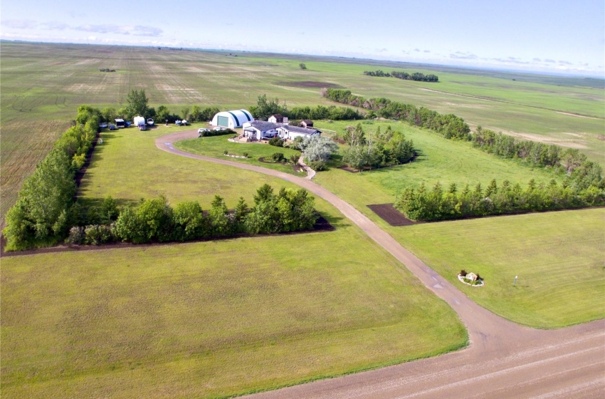 Rural Address, Loreburn Rm No. 254, Saskatchewan S0H 1Y0, 4 Bedrooms Bedrooms, 15 Rooms Rooms,2 BathroomsBathrooms,Acreage,For Sale,West Hawarden Acreage,Rural Address,SK992329