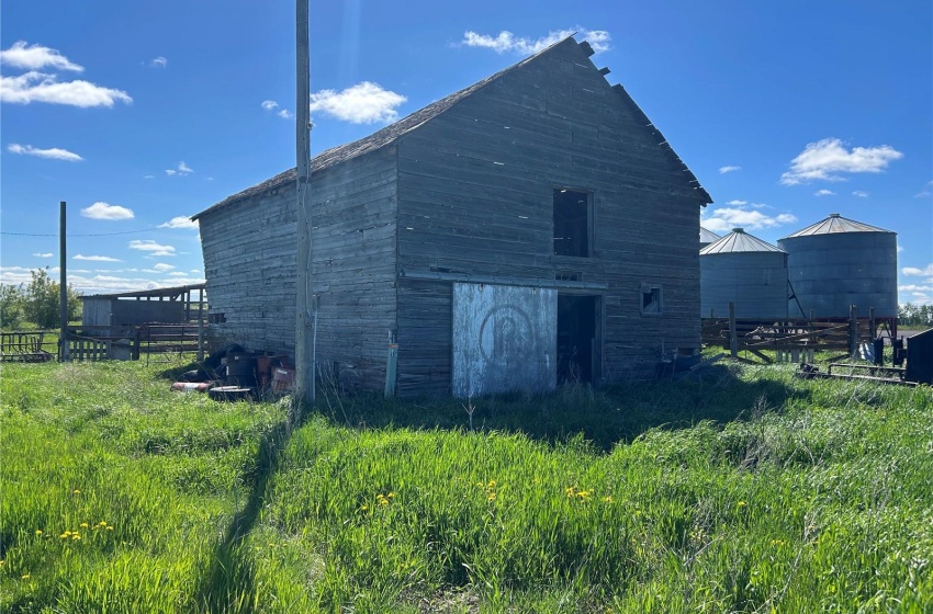 Rural Address, Enniskillen Rm No. 3, Saskatchewan S0C 2B0, 3 Bedrooms Bedrooms, 15 Rooms Rooms,3 BathroomsBathrooms,Acreage,For Sale,Rodenbush Acreage,Rural Address,SK970924