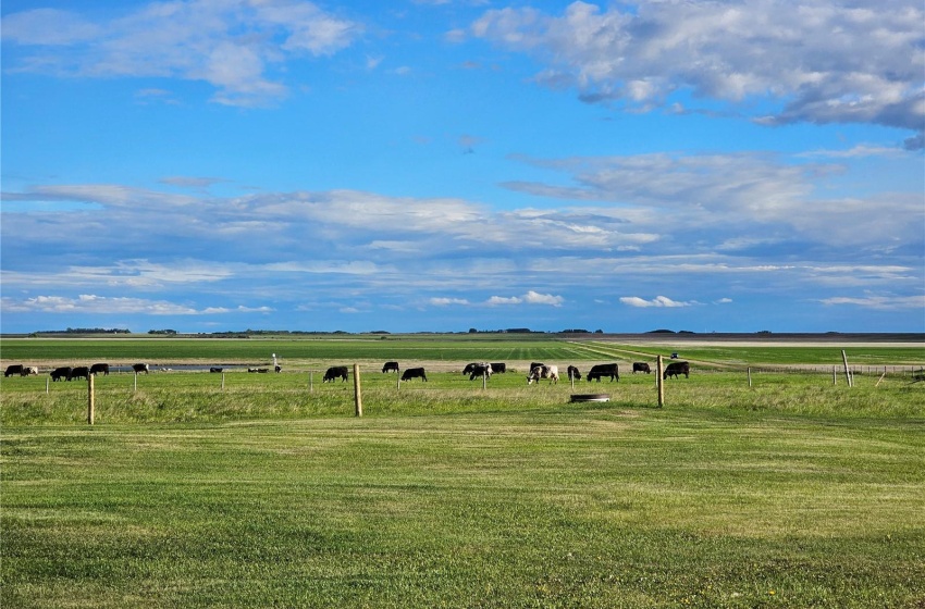 Rural Address, Round Valley Rm No. 410, Saskatchewan S0K 4L0, 5 Bedrooms Bedrooms, 19 Rooms Rooms,4 BathroomsBathrooms,Acreage,For Sale,Gilbert Acreage,Rural Address,SK971007