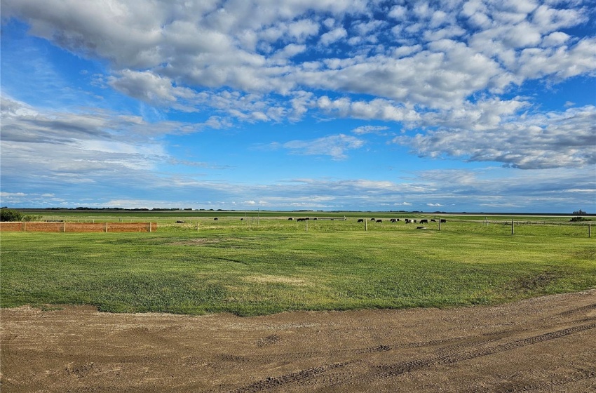 Rural Address, Round Valley Rm No. 410, Saskatchewan S0K 4L0, 5 Bedrooms Bedrooms, 19 Rooms Rooms,4 BathroomsBathrooms,Acreage,For Sale,Gilbert Acreage,Rural Address,SK971007