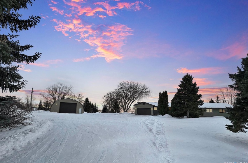 Rural Address, Grayson Rm No. 184, Saskatchewan S0A 1E0, 5 Bedrooms Bedrooms, 14 Rooms Rooms,3 BathroomsBathrooms,Acreage,For Sale,605 Acreage,Rural Address,SK992357