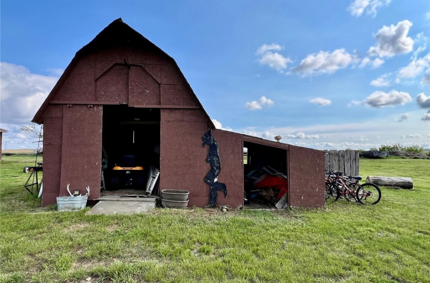 Rural Address, Grassy Creek Rm No. 78, Saskatchewan S0N 2M0, 4 Bedrooms Bedrooms, 15 Rooms Rooms,3 BathroomsBathrooms,Acreage,For Sale,Cote Acres,Rural Address,SK971249