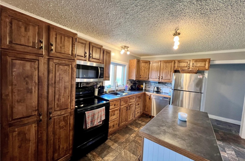 Rural Address, Grassy Creek Rm No. 78, Saskatchewan S0N 2M0, 4 Bedrooms Bedrooms, 15 Rooms Rooms,3 BathroomsBathrooms,Acreage,For Sale,Cote Acres,Rural Address,SK971249