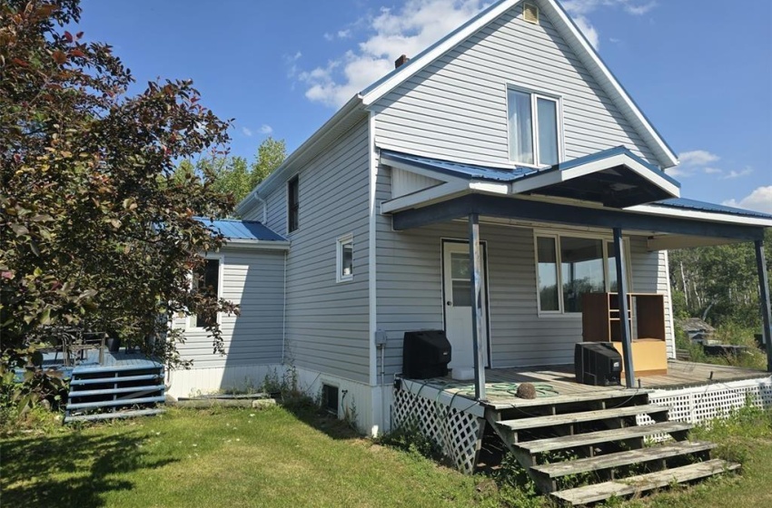 Rural Address, Elfros Rm No. 307, Saskatchewan S0A 4T0, 3 Bedrooms Bedrooms, 11 Rooms Rooms,1 BathroomBathrooms,Acreage,For Sale,Eskra Acreage,Rural Address,SK992546