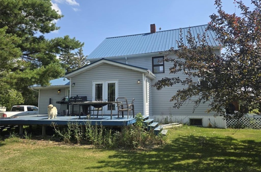 Rural Address, Elfros Rm No. 307, Saskatchewan S0A 4T0, 3 Bedrooms Bedrooms, 11 Rooms Rooms,1 BathroomBathrooms,Acreage,For Sale,Eskra Acreage,Rural Address,SK992546