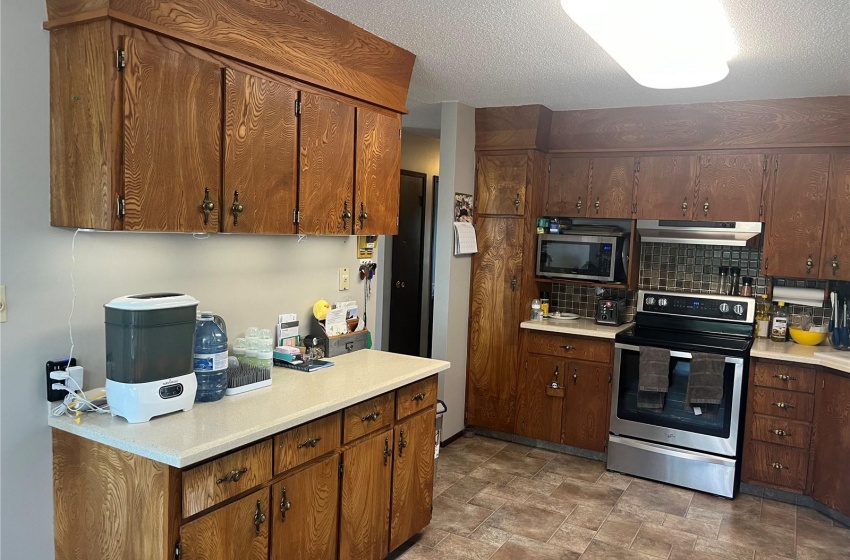 Rural Address, Elfros Rm No. 307, Saskatchewan S0A 4T0, 4 Bedrooms Bedrooms, 15 Rooms Rooms,3 BathroomsBathrooms,Acreage,For Sale,Wynyard Acreage,Rural Address,SK971335