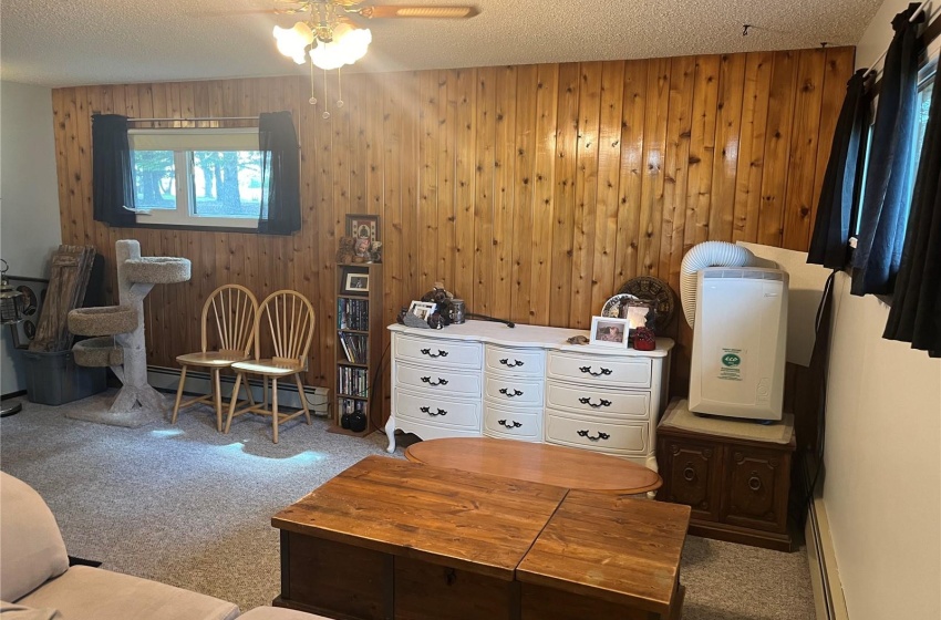 Rural Address, Elfros Rm No. 307, Saskatchewan S0A 4T0, 4 Bedrooms Bedrooms, 15 Rooms Rooms,3 BathroomsBathrooms,Acreage,For Sale,Wynyard Acreage,Rural Address,SK971335