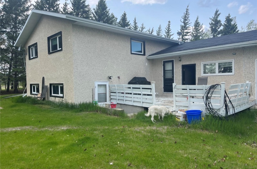 Rural Address, Elfros Rm No. 307, Saskatchewan S0A 4T0, 4 Bedrooms Bedrooms, 15 Rooms Rooms,3 BathroomsBathrooms,Acreage,For Sale,Wynyard Acreage,Rural Address,SK971335