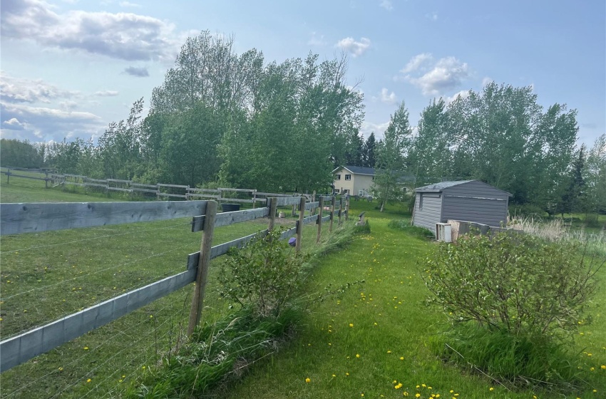 Rural Address, Elfros Rm No. 307, Saskatchewan S0A 4T0, 4 Bedrooms Bedrooms, 15 Rooms Rooms,3 BathroomsBathrooms,Acreage,For Sale,Wynyard Acreage,Rural Address,SK971335