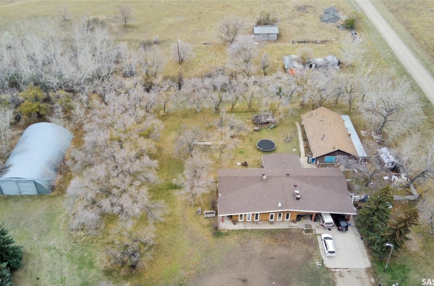 Rural Address, Swift Current Rm No. 137, Saskatchewan S9H 4M6, 4 Bedrooms Bedrooms, 14 Rooms Rooms,2 BathroomsBathrooms,Acreage,For Sale,Burkey Acreage,Rural Address,SK992553