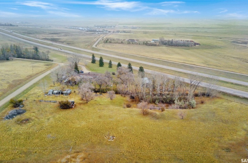 Rural Address, Swift Current Rm No. 137, Saskatchewan S9H 4M6, 4 Bedrooms Bedrooms, 14 Rooms Rooms,2 BathroomsBathrooms,Acreage,For Sale,Burkey Acreage,Rural Address,SK992553