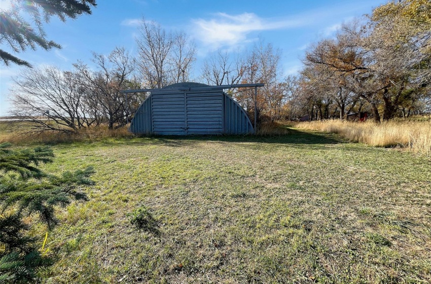 Rural Address, Swift Current Rm No. 137, Saskatchewan S9H 4M6, 4 Bedrooms Bedrooms, 14 Rooms Rooms,2 BathroomsBathrooms,Acreage,For Sale,Burkey Acreage,Rural Address,SK992553