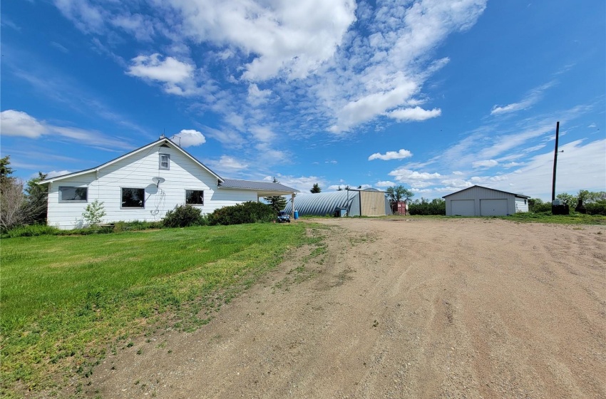 Rural Address, Winslow Rm No. 319, Saskatchewan S0L 0V0, 3 Bedrooms Bedrooms, 10 Rooms Rooms,2 BathroomsBathrooms,Acreage,For Sale,Heese Acreage,Rural Address,SK972946