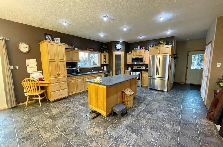 Rural Address, Hudson Bay Rm No. 394, Saskatchewan S0E 0Y0, 4 Bedrooms Bedrooms, 12 Rooms Rooms,3 BathroomsBathrooms,Acreage,For Sale,Morton Acreage,Rural Address,SK992657