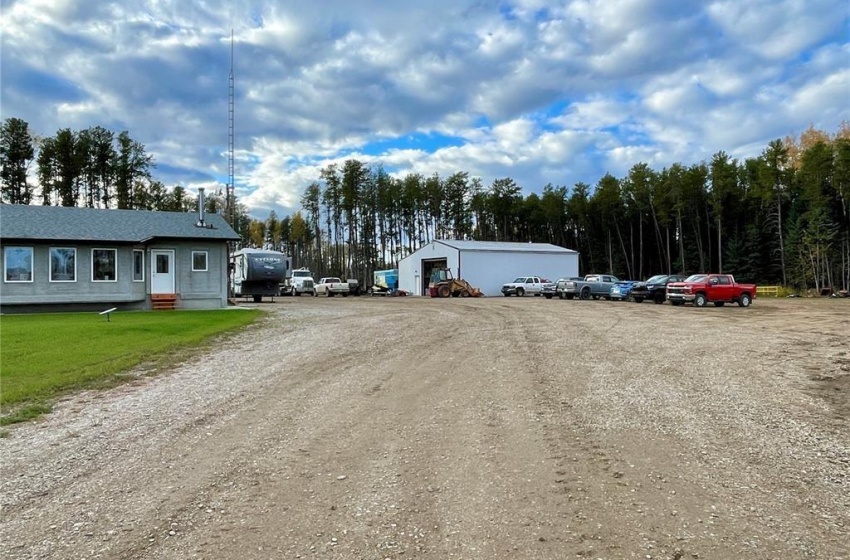 Rural Address, Hudson Bay Rm No. 394, Saskatchewan S0E 0Y0, 4 Bedrooms Bedrooms, 12 Rooms Rooms,3 BathroomsBathrooms,Acreage,For Sale,Morton Acreage,Rural Address,SK992657