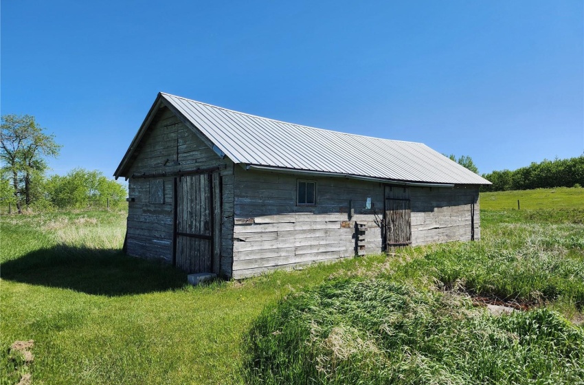 1 Rural Address, Preeceville Rm No. 334, Saskatchewan S0A 3B0, 4 Bedrooms Bedrooms, 19 Rooms Rooms,4 BathroomsBathrooms,Acreage,For Sale,Pitt Acreage,Rural Address,SK973026