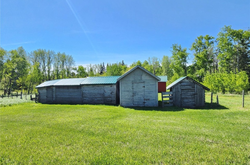 1 Rural Address, Preeceville Rm No. 334, Saskatchewan S0A 3B0, 4 Bedrooms Bedrooms, 19 Rooms Rooms,4 BathroomsBathrooms,Acreage,For Sale,Pitt Acreage,Rural Address,SK973026